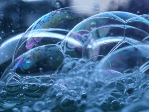 石鹸と合成洗剤の違いは？界面活性剤の意味とともに理解しよう