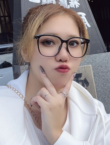 取得するのに最短で2ヶ月程で取れることや、試験会場まで行かなくても資格が取れるというところが決め手になりました。