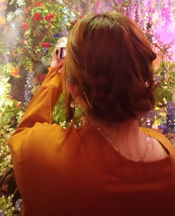 複数のテキストに細かくまとめられ、このコースを終えるとタロットカードに関しての知識が完璧に備わります。