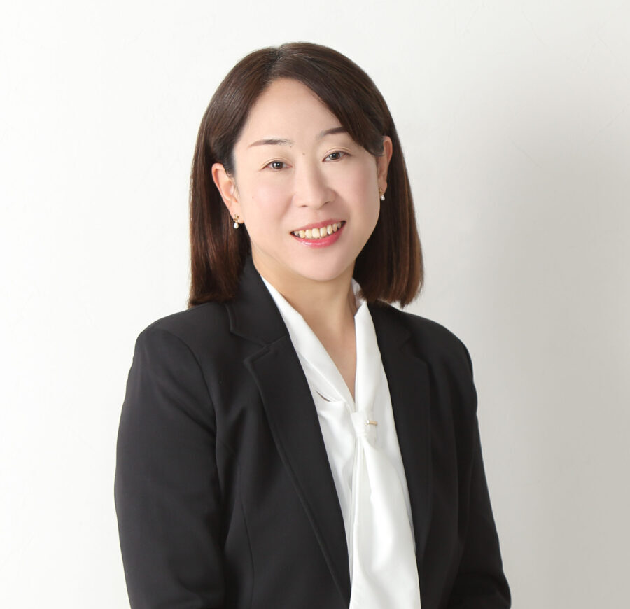 時間がない方にも、自分のペースで受講出来るオンラインは良いかと思います。オンラインで短期間で、学べる点が魅力でした。